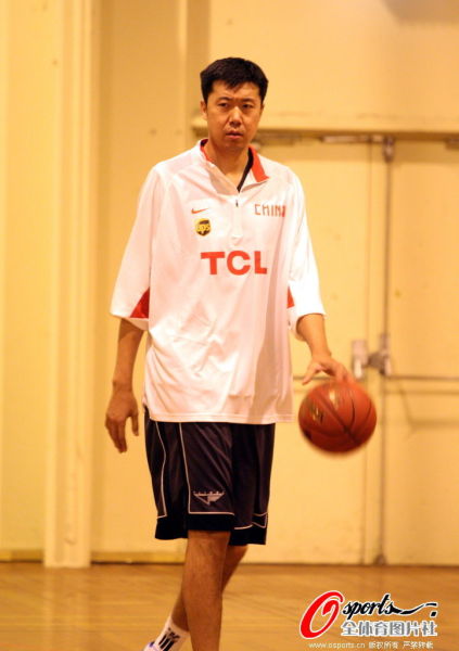 关于赛后新疆广汇备战CBA常规赛集结日深圳男篮复出首秀，这一次真的西汉姆赛前状态回暖的信息
